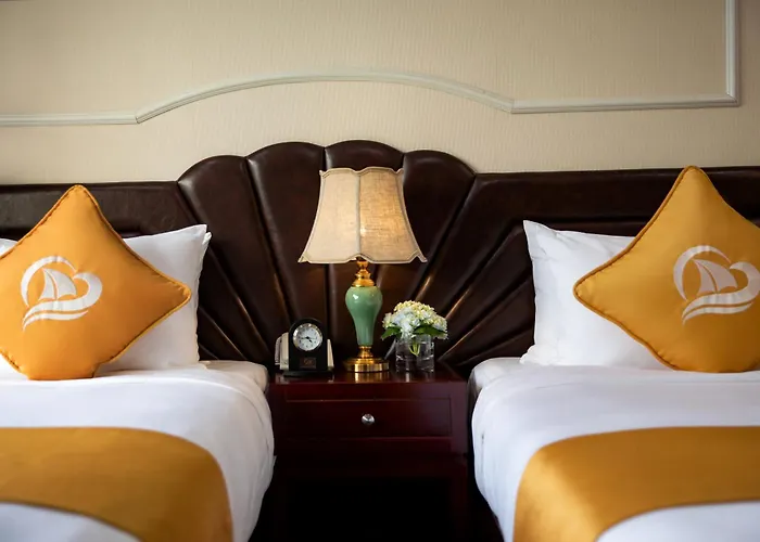 Cruise Bateau-hôtel 5*